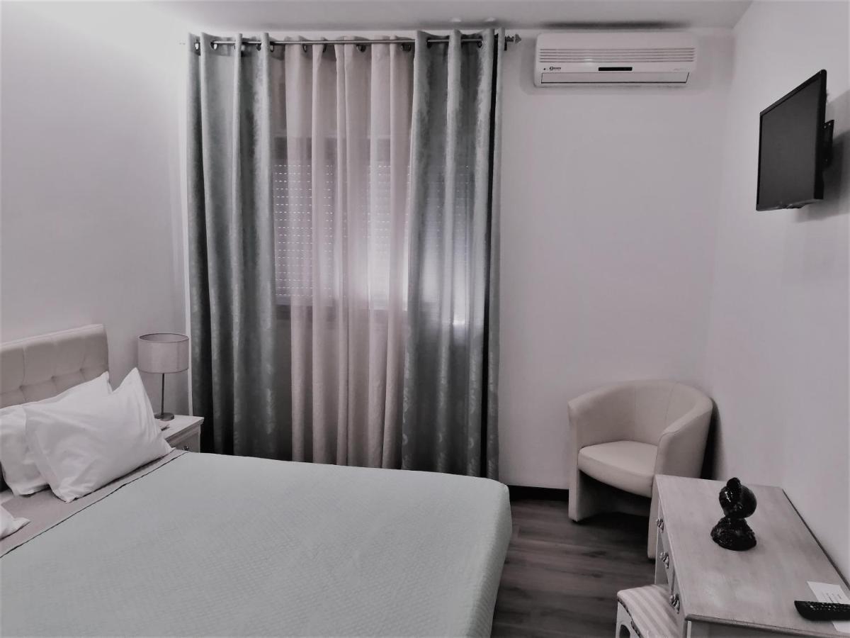 Quarto Duplo
