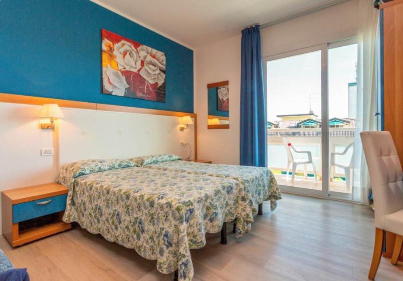 Triple Room with Balcony