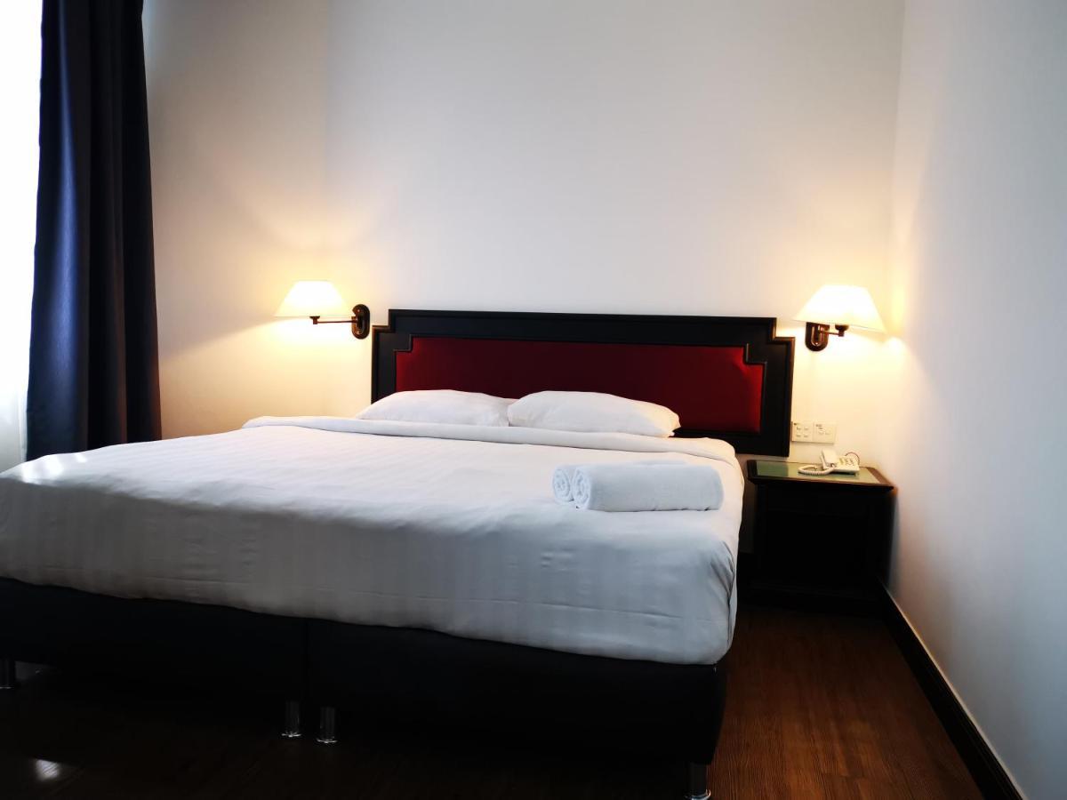 Deluxe Queen Room,1007797222:JPEG