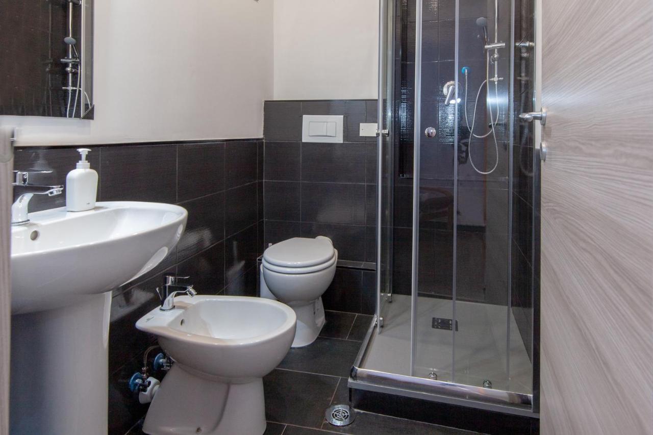 Double Room with Private External Bathroom