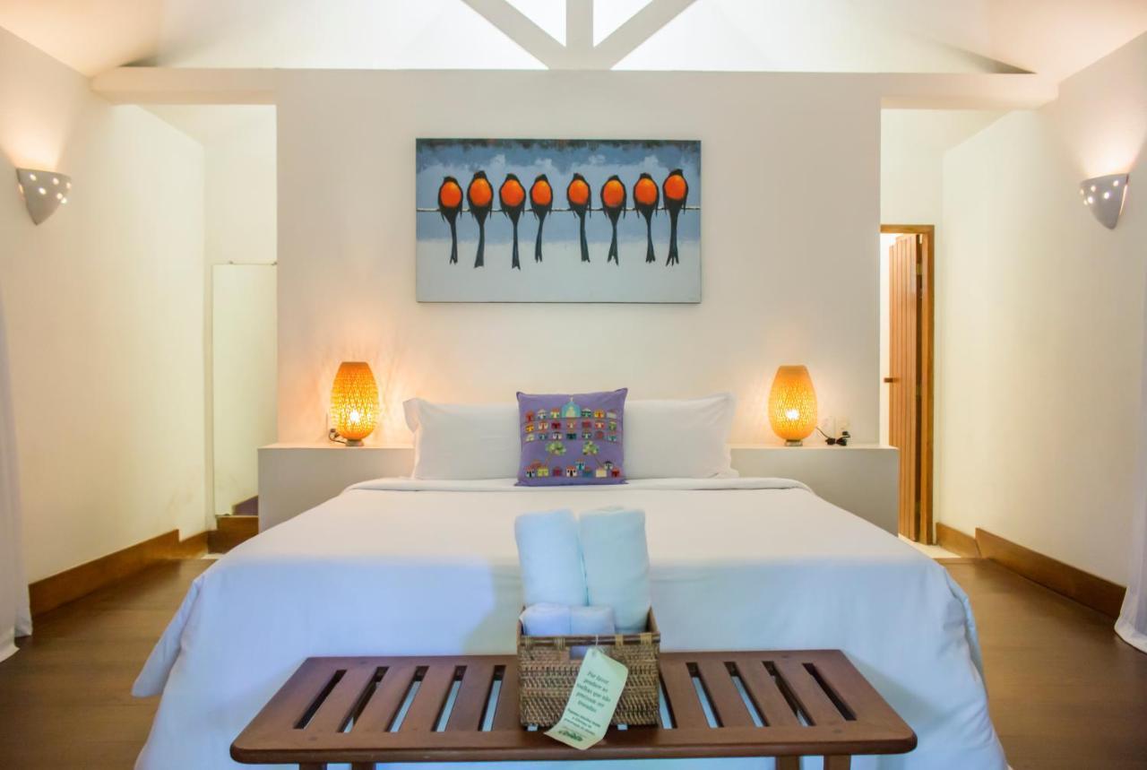 Bungalow Room