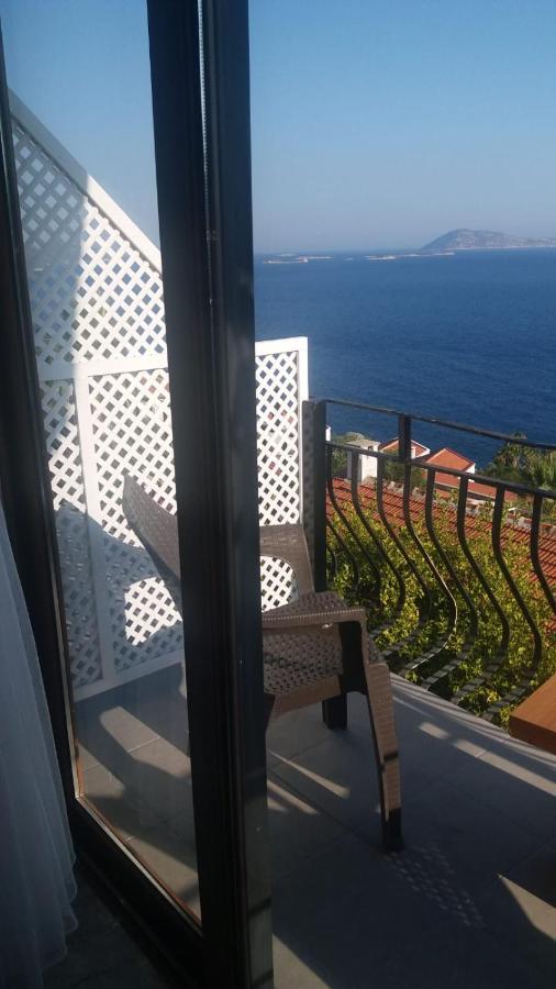 Double or Twin Room Sea View