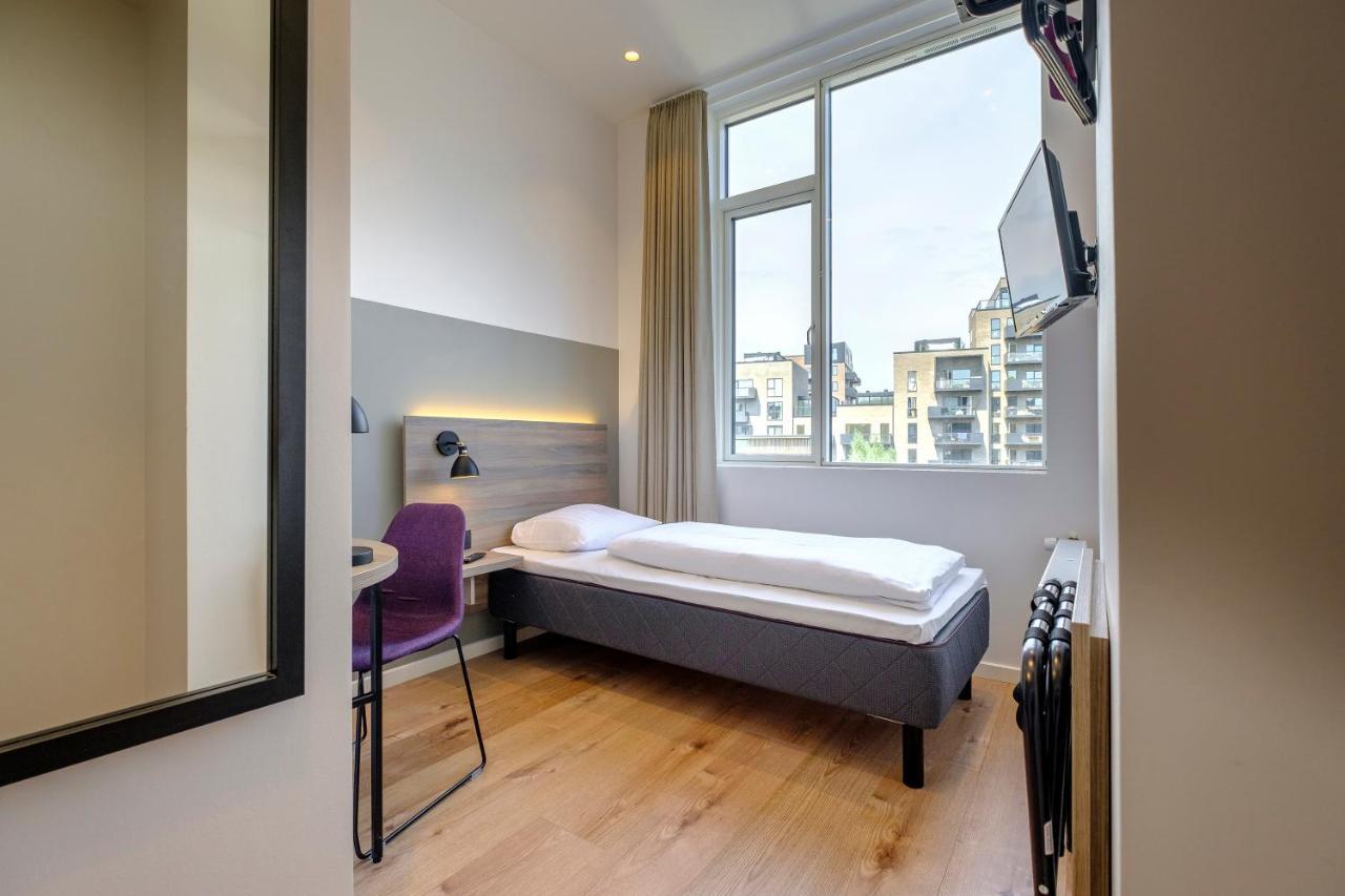 Standard Single Room,1473697612:JPEG