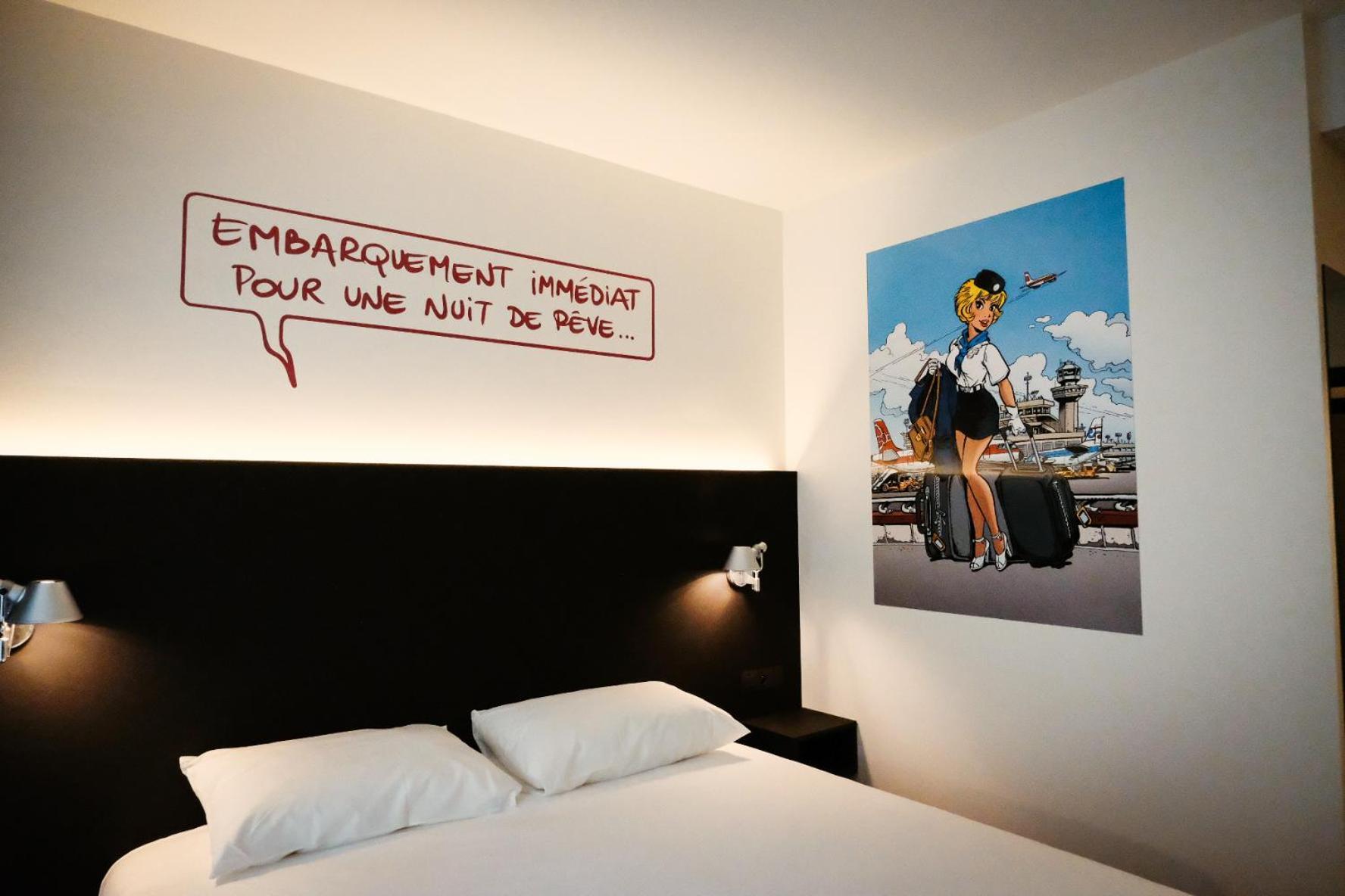 Standard King Room,976087771:JPEG