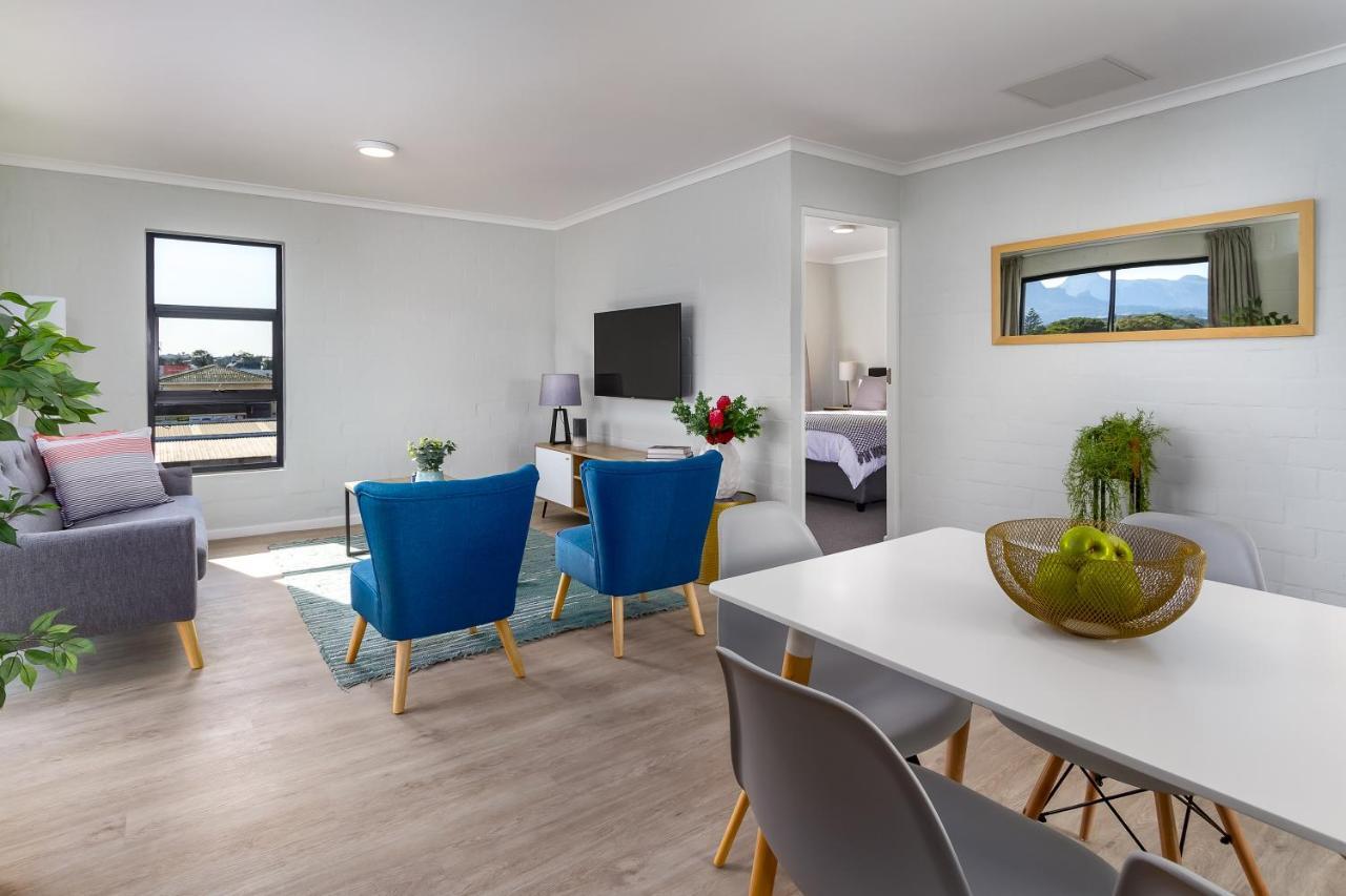 One-Bedroom Apartment,1589666411:JPEG