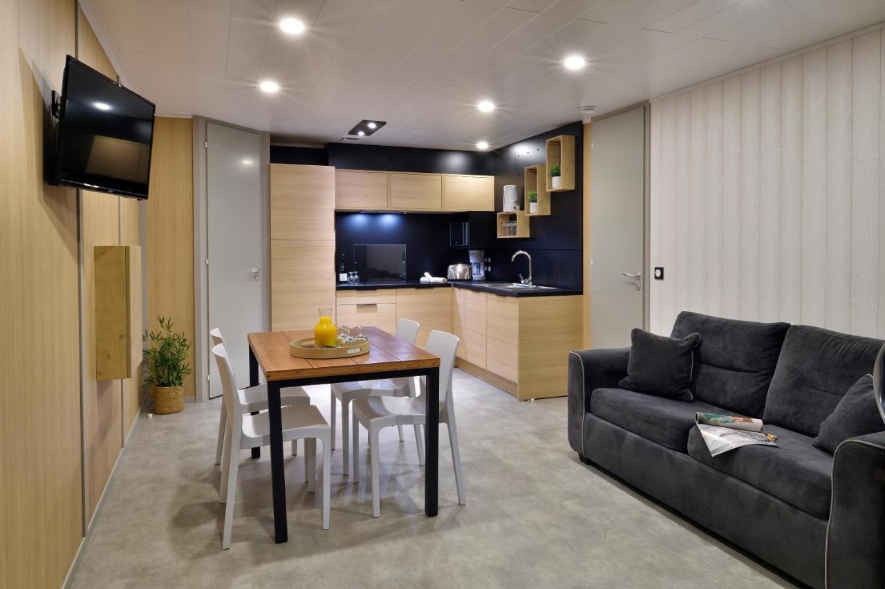 Prestige Chalet,1029046384:JPEG