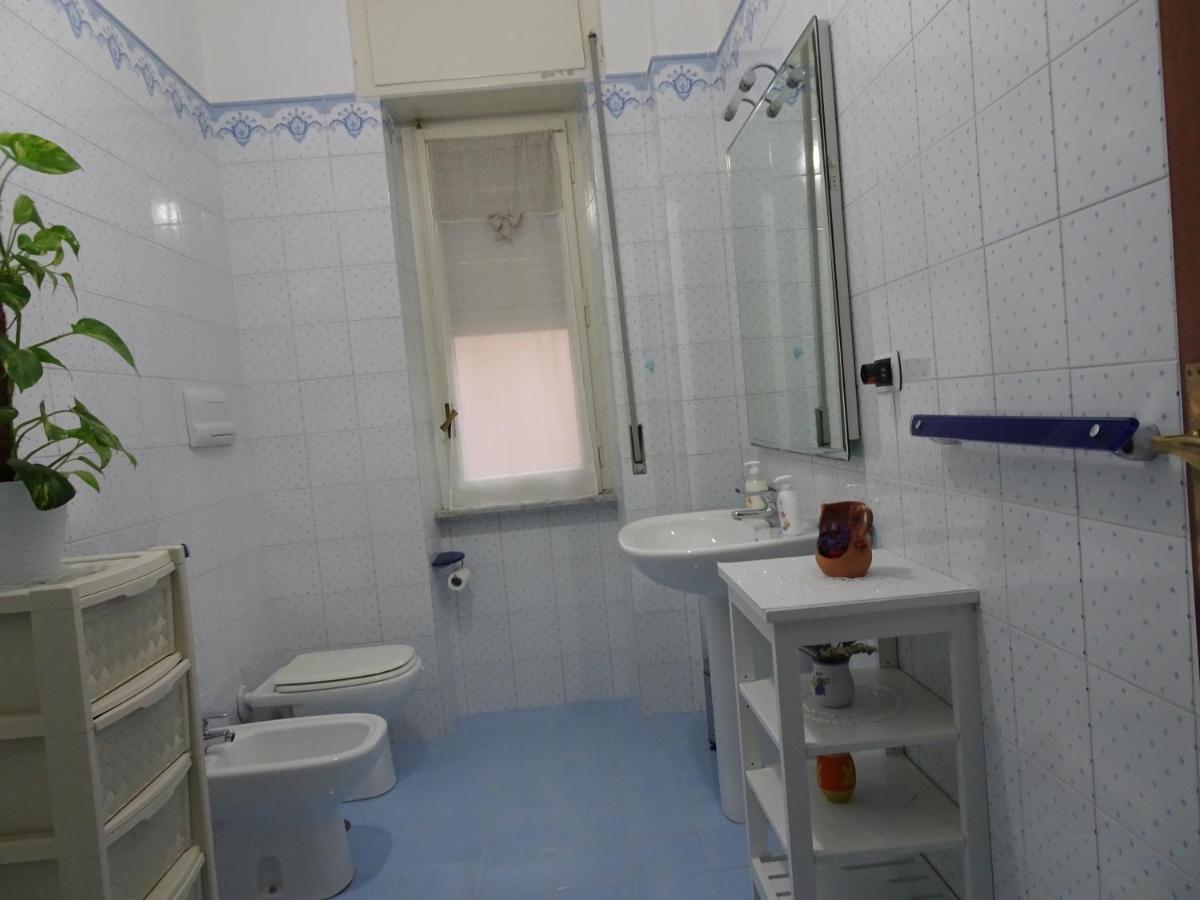Double Room Private External Bathroom,1033654682:JPEG