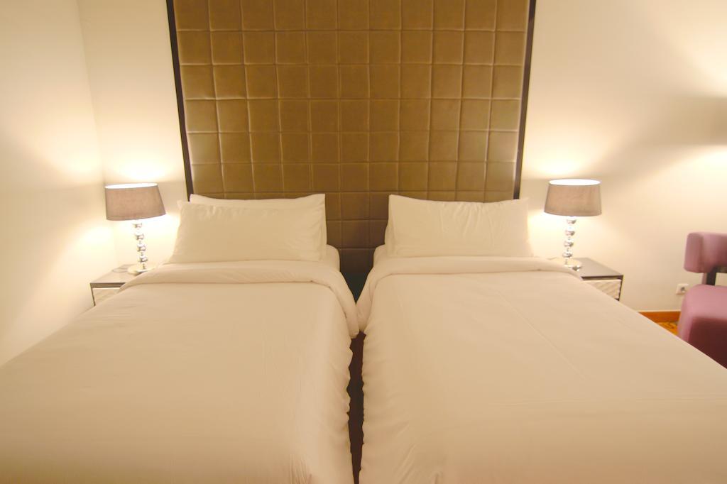 Quarto Deluxe com Cama de Casal ou 2 de Solteiro