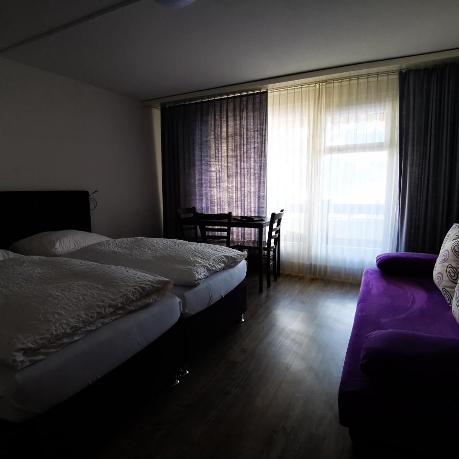Family Room 2 Rooms