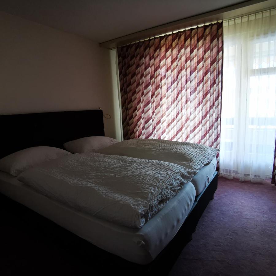 Family Room 2 Rooms