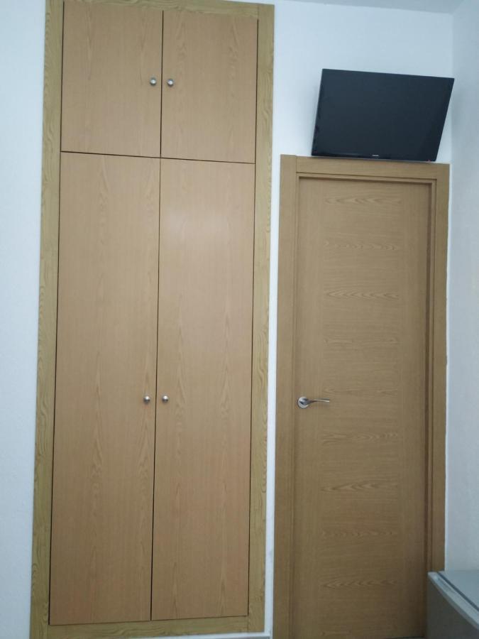 Twin Room Bathroom,1043388757:JPEG