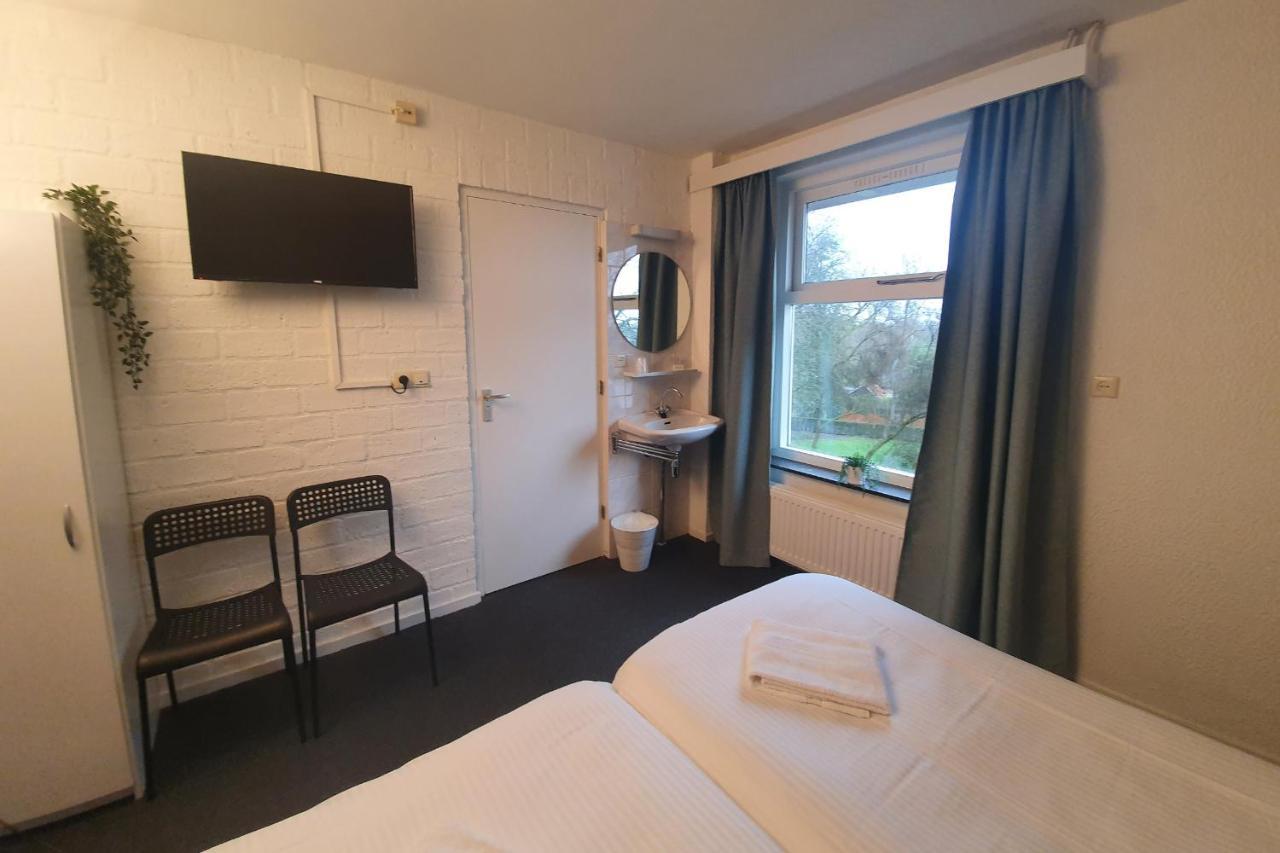Budget Twin Room,1083981526:JPEG