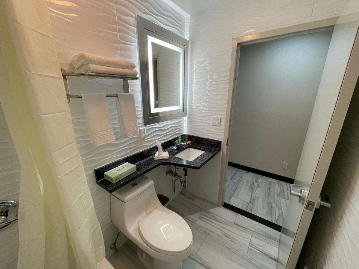 Deluxe Double Room,1093898631:JPEG