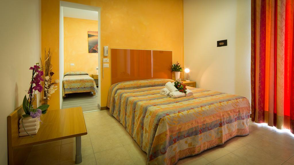 Comfort Triple Room,109998438:JPEG