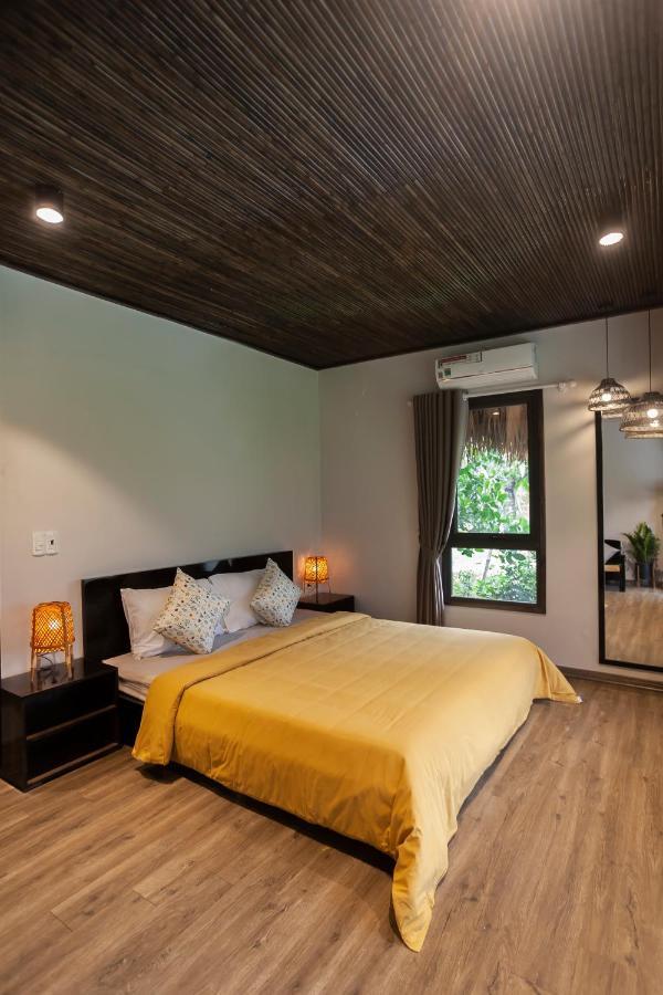 Double Room Lake View