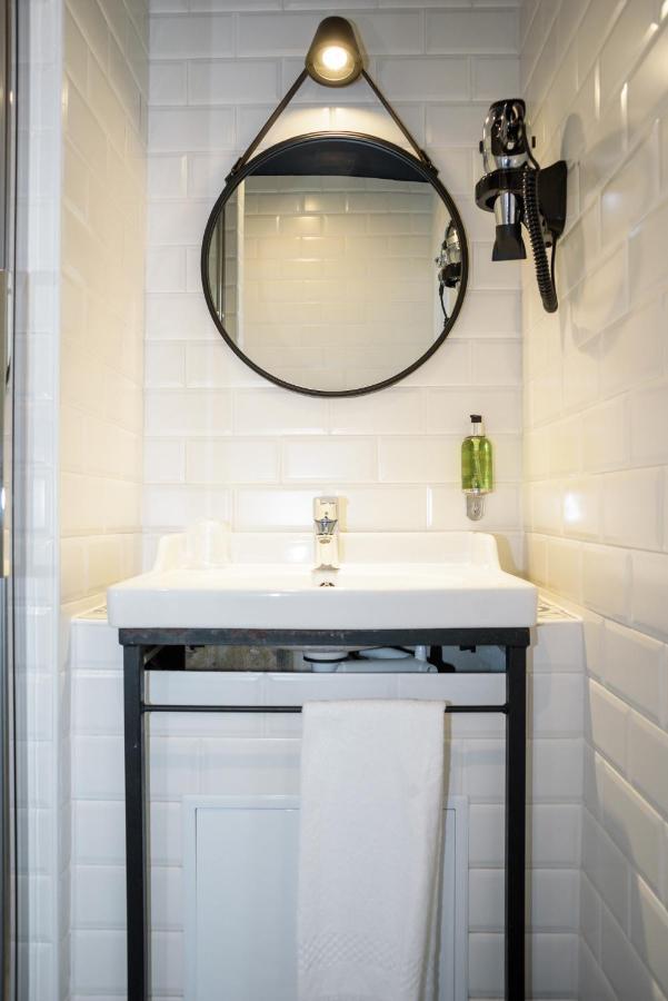 Single Room,1215046669:JPEG