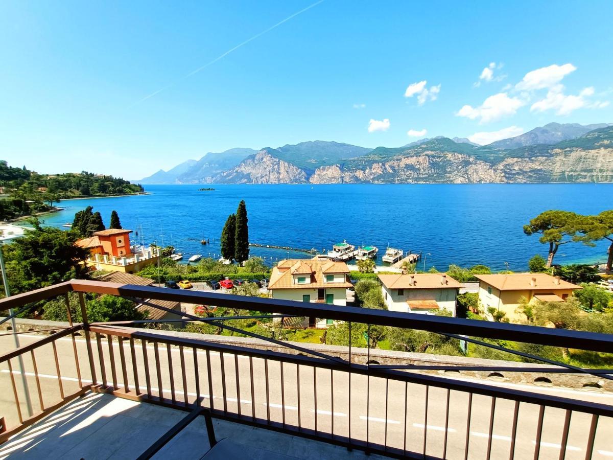 Double Room Balcony Lake View