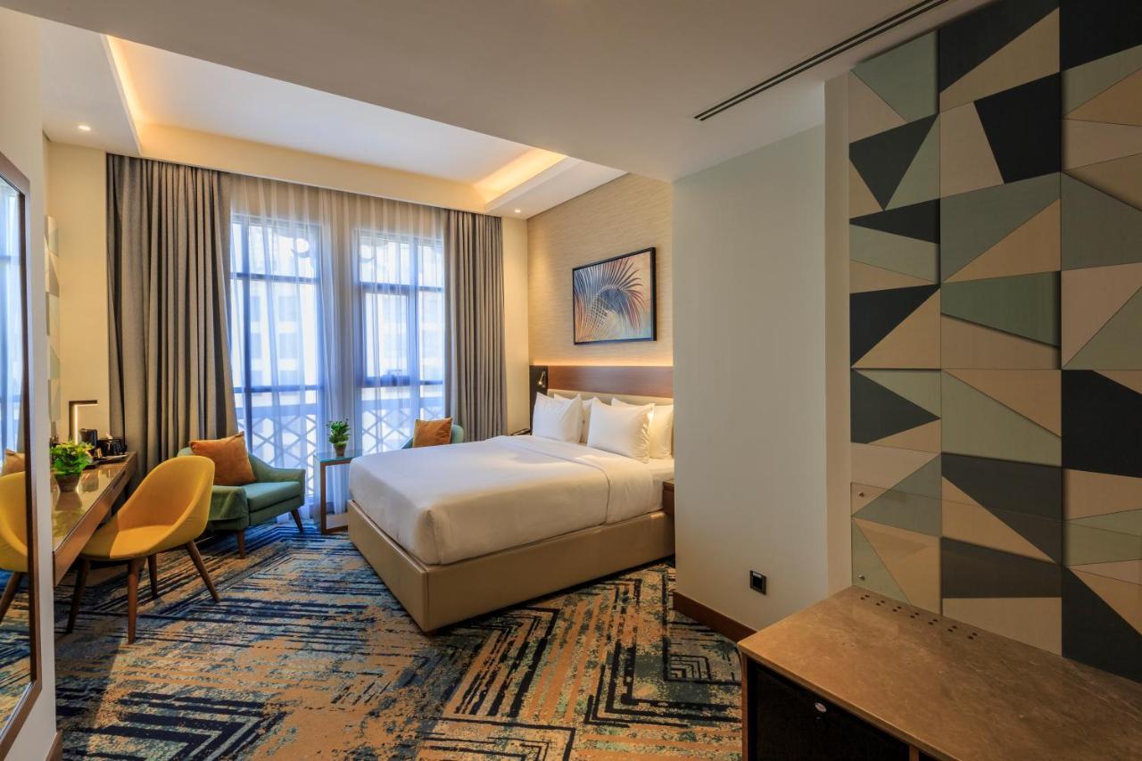 Executive King Room Food & Beverage excluding room dining