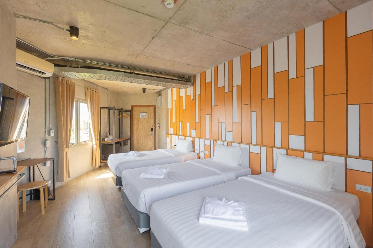 Deluxe Triple Room,1135488382:JPEG