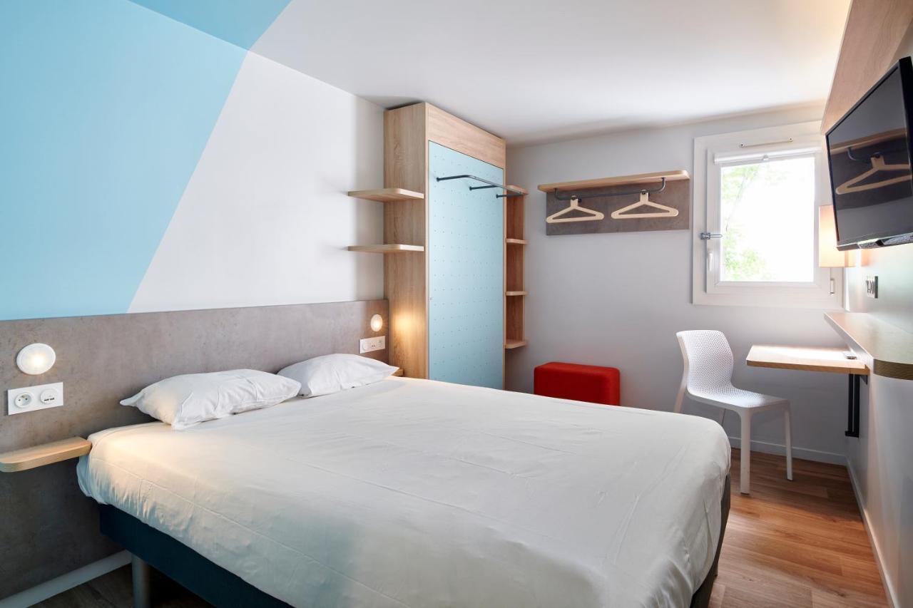 Triple Room 1 Double bed 1 Single Bed