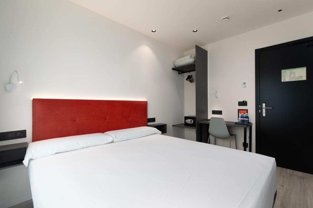 Standard King Room,1145261647:JPEG