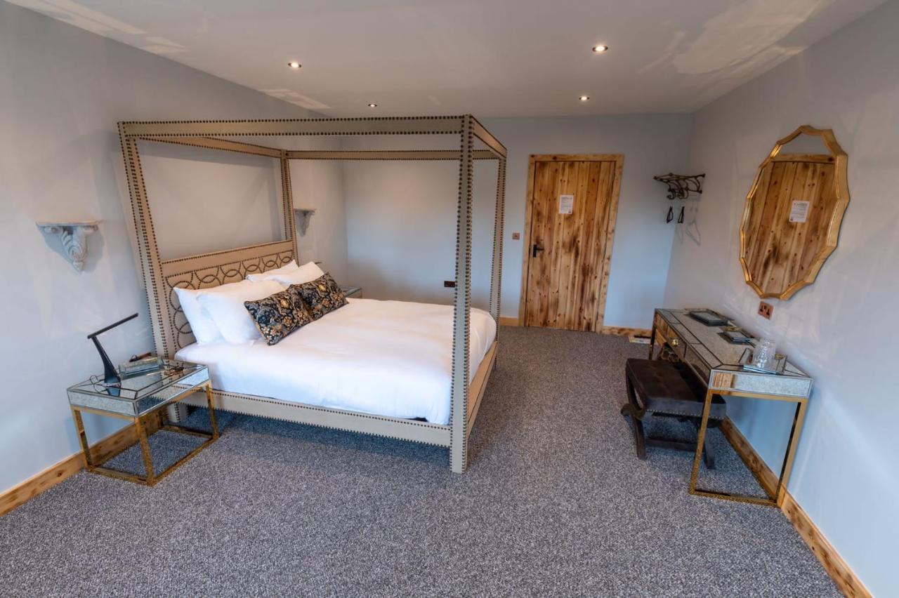 Castle Suite 9