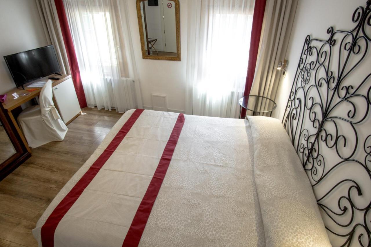 Double Room,1147387837:JPEG