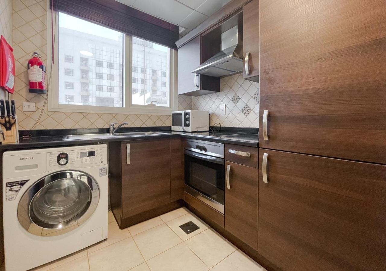 One-Bedroom Apartment City View with Balcony