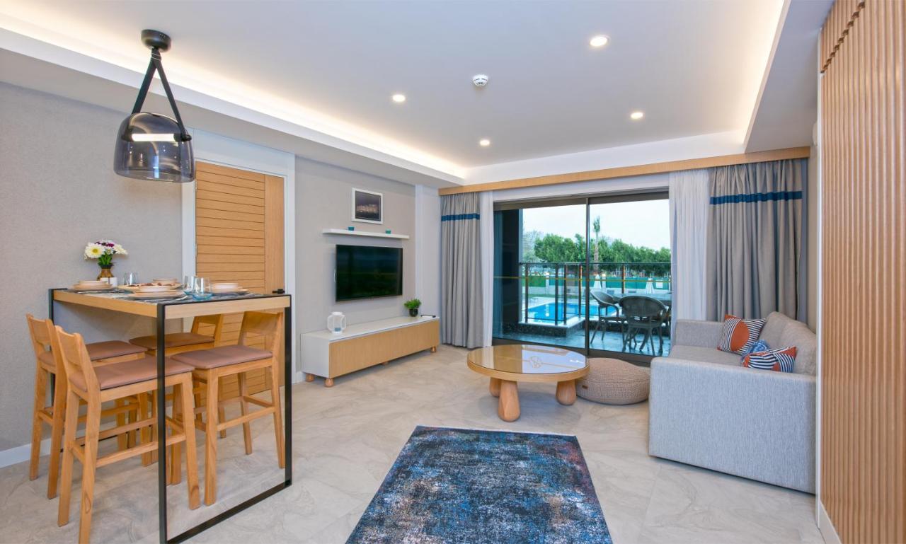 Suite with Pool View