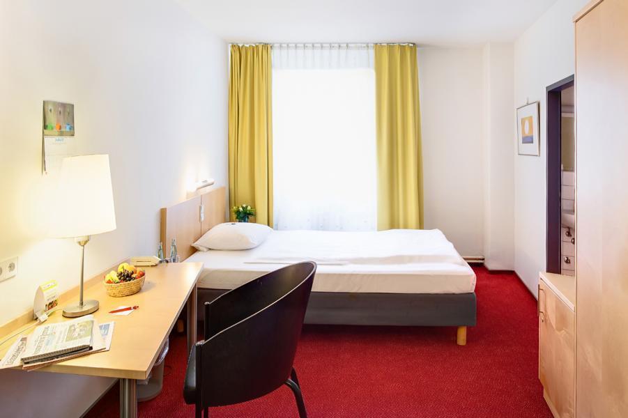 Comfort Single Room,66719389:JPEG