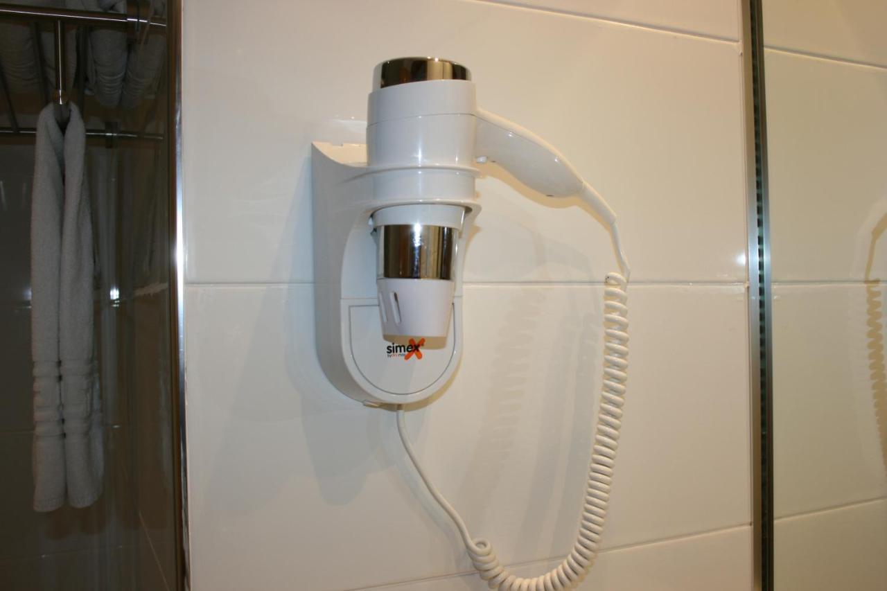 Chambre Lits Jumeaux Spacieuse