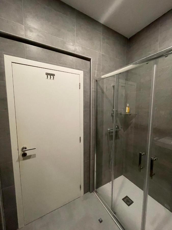 Standard Single Room Private External Bathroom