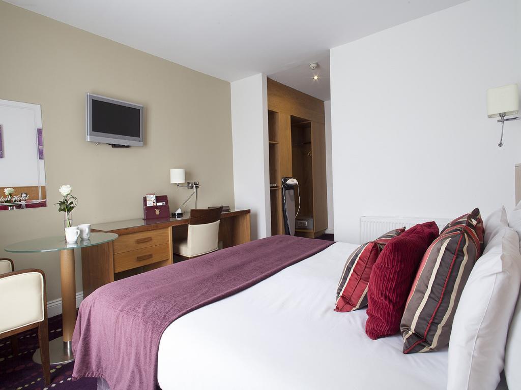 Standard Zimmer mit Kingsize-Bett