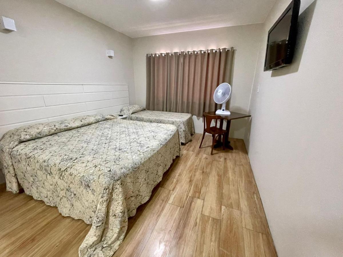 Quarto Triplo Standard