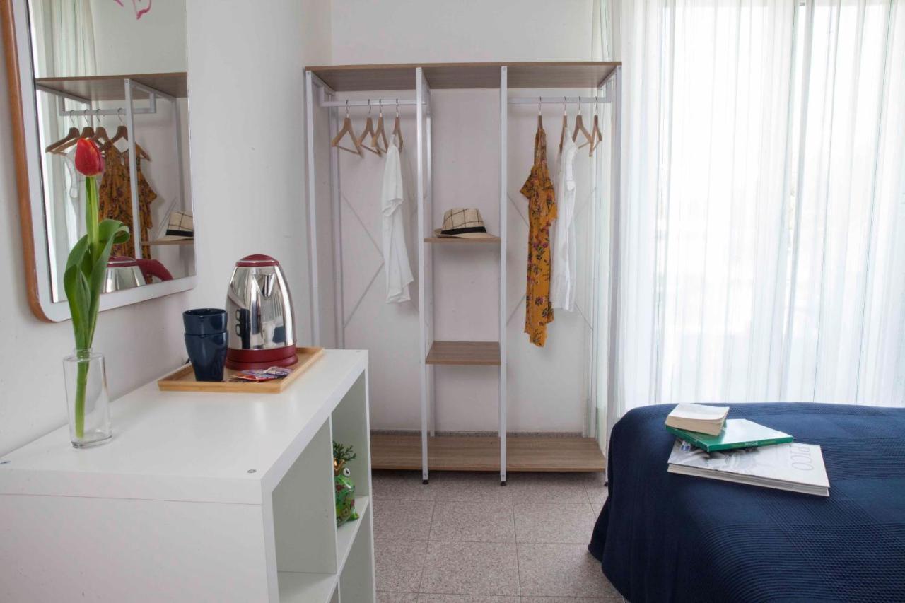 Double or Twin Room Side Sea View