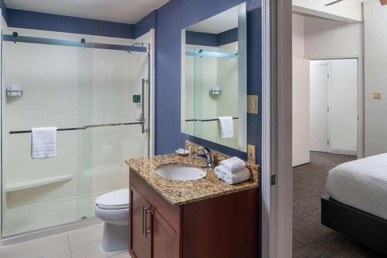 Two Bedroom Suite Two Queen Beds,1162811916:JPEG