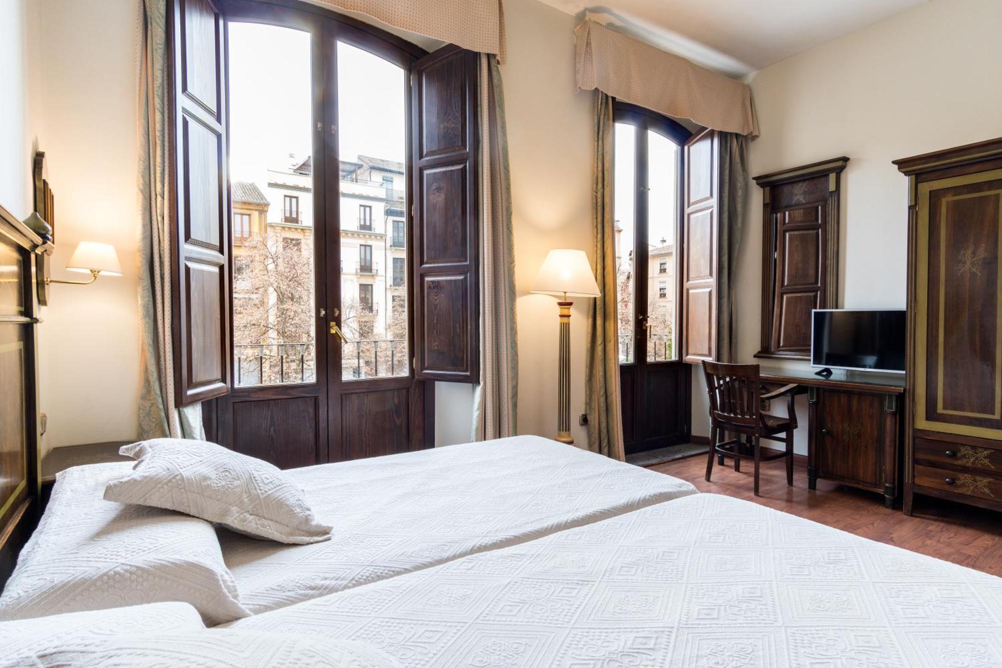 Quarto Twin Superior com Vista da Cidade