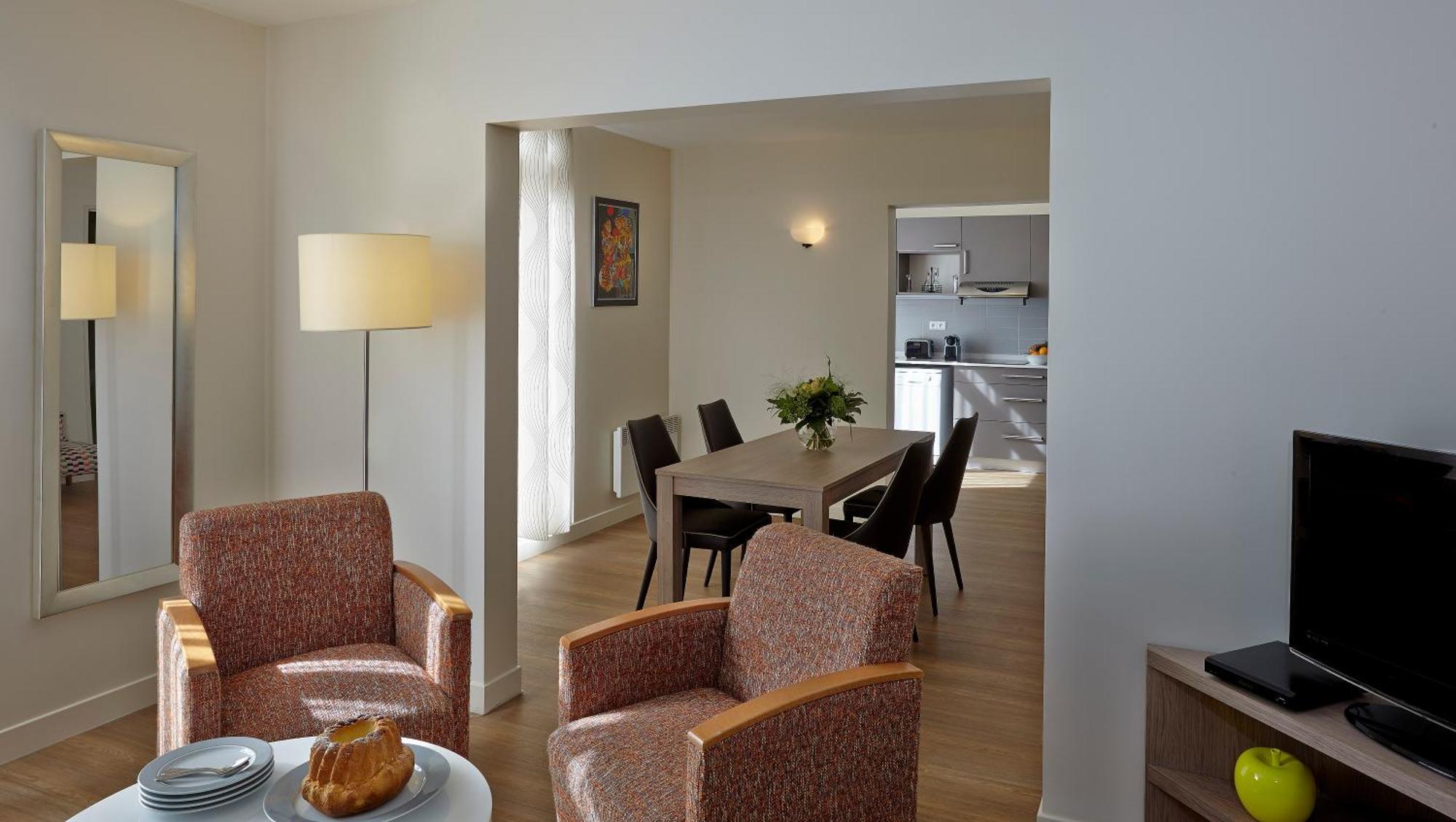Two-Bedroom Apartment,1436834098:JPEG