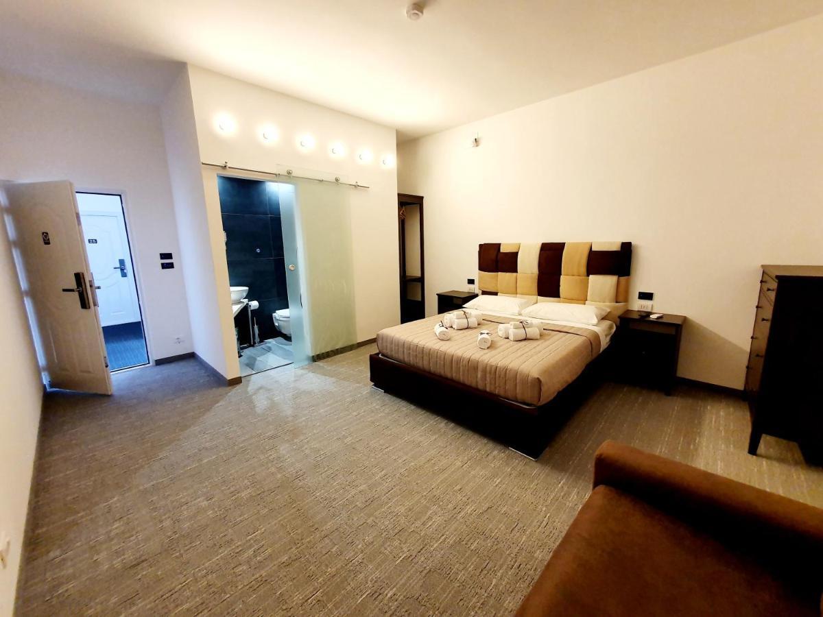 Triple Room with Bathroom,1211302705:JPEG