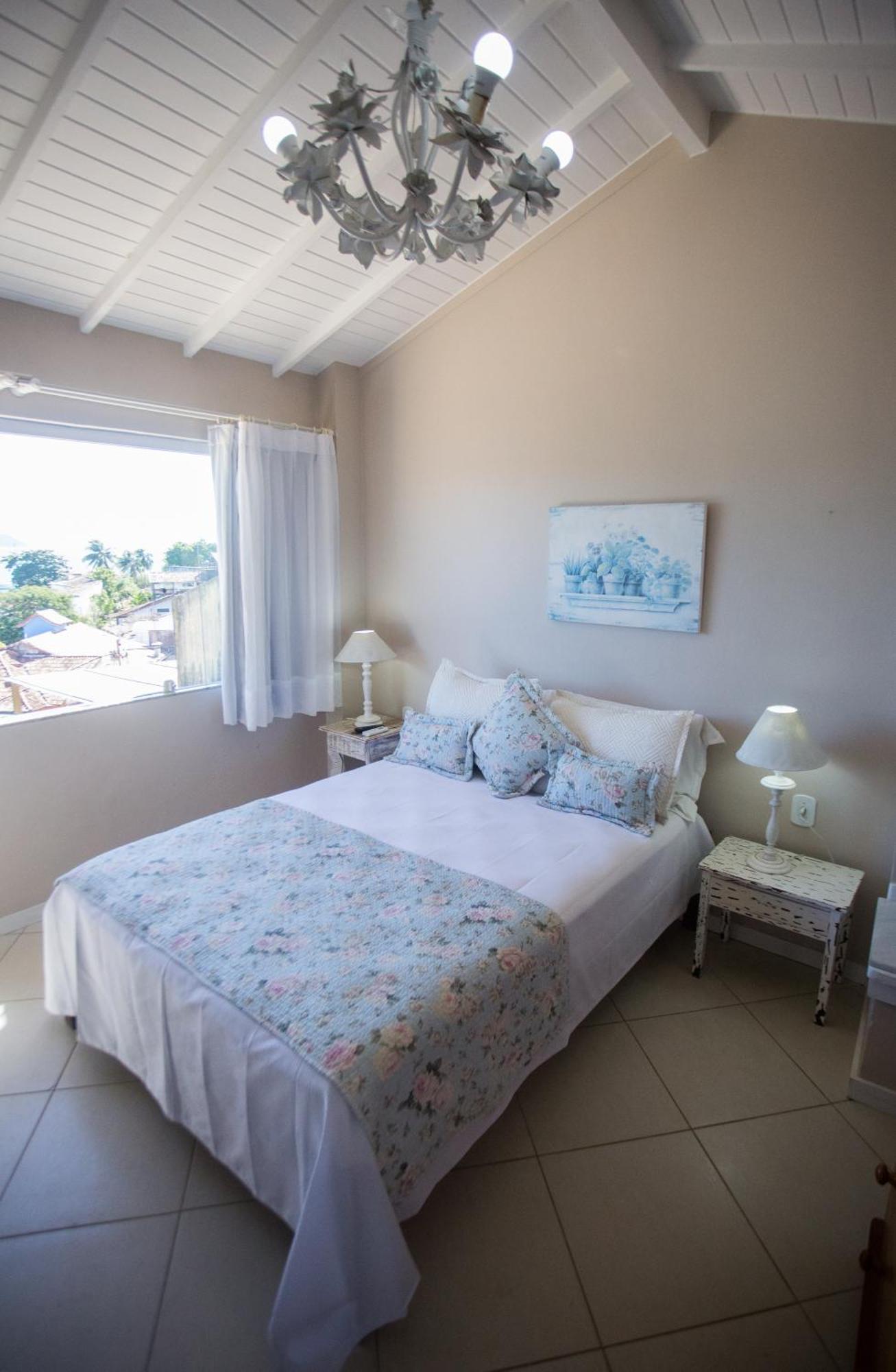 Quarto Duplo com Vista do Mar