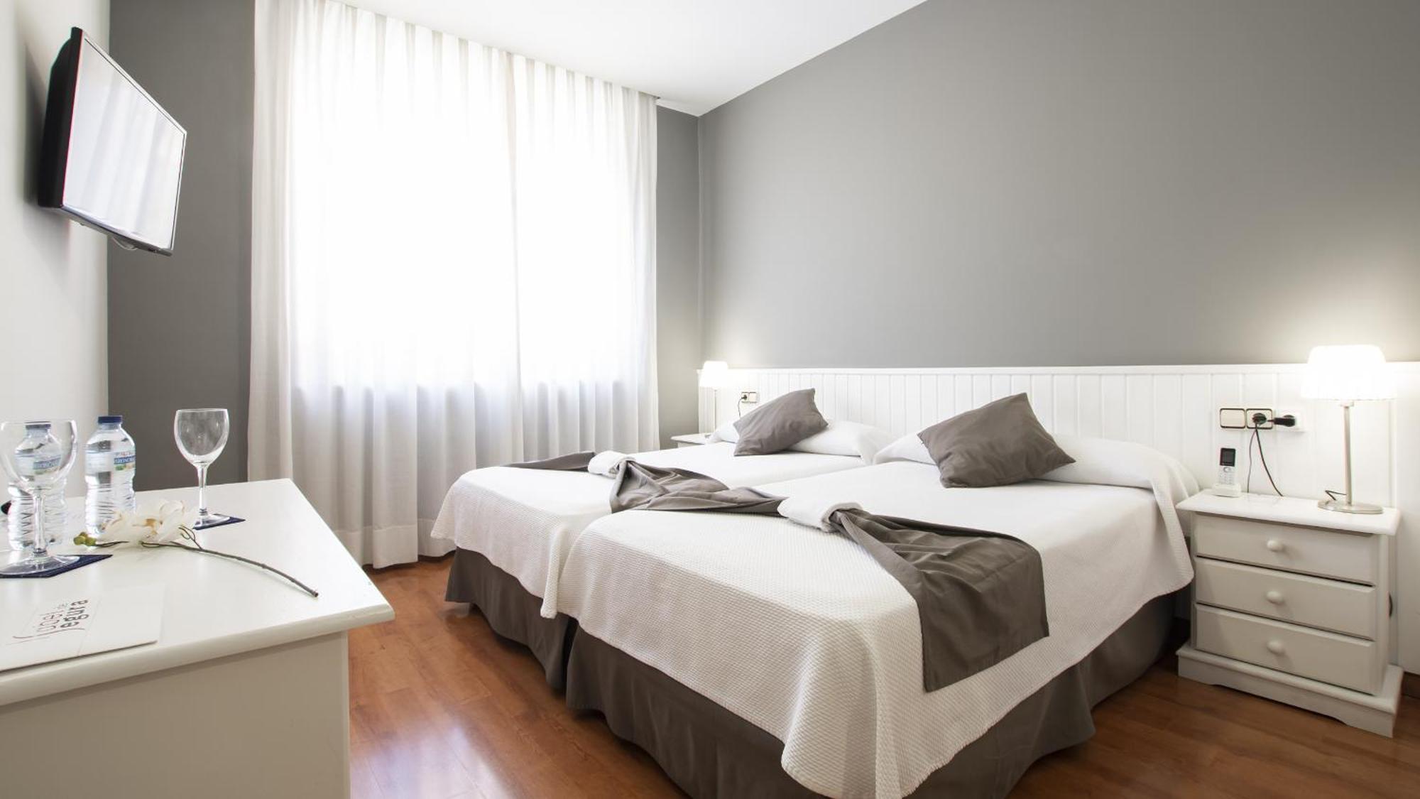 Twin Room,1214705056:JPEG
