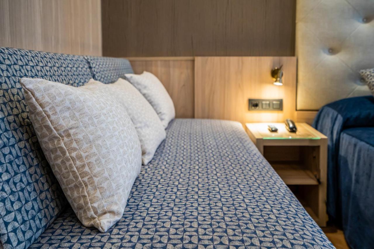Doppel-/Zweibettzimmer mit Zustellbett
