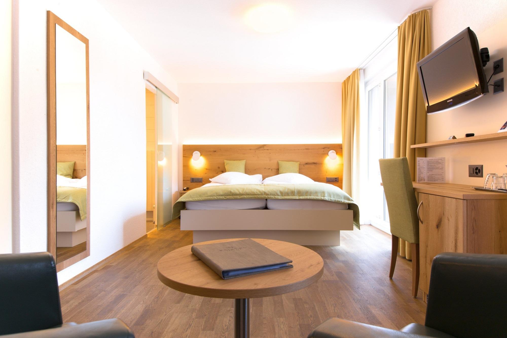 Superior Double Room with Mountain View