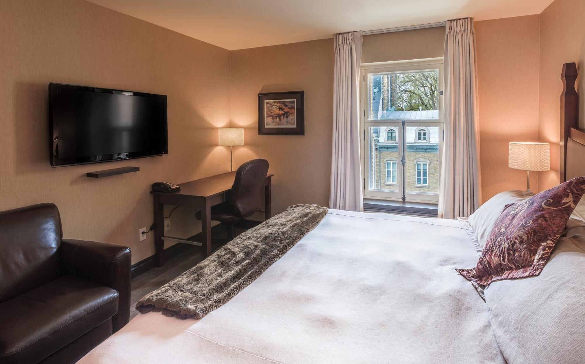 Executive King Room,1605371358:JPEG