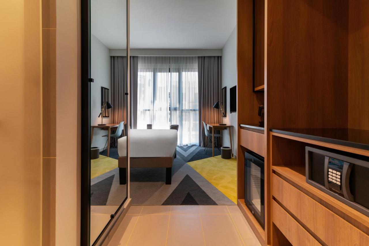 Quarto Twin Standard