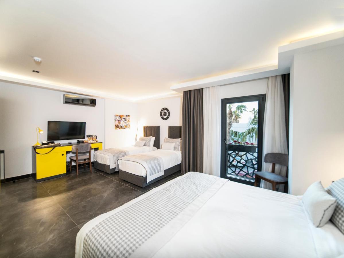Deluxe Family Suite