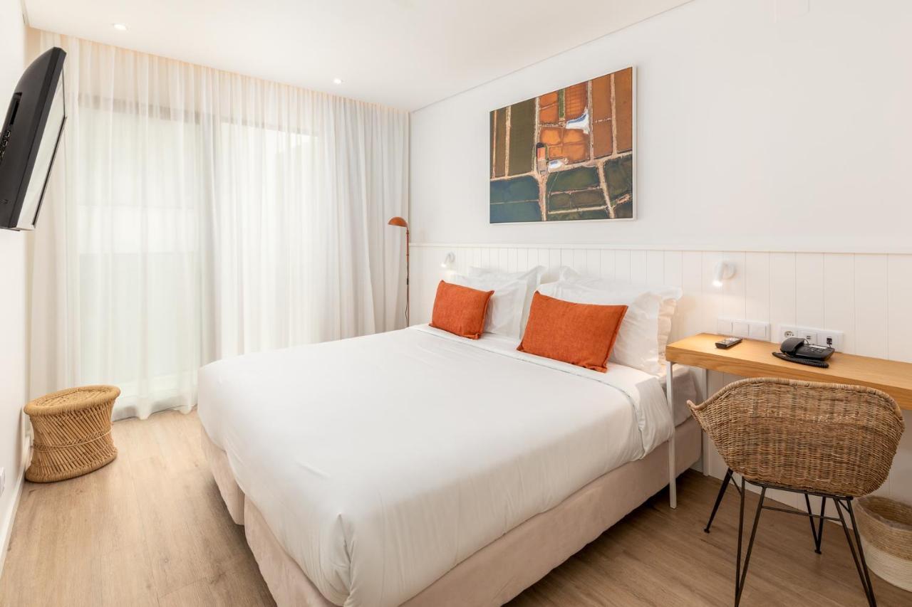 Standard Double or Twin Room,1286049568:JPEG