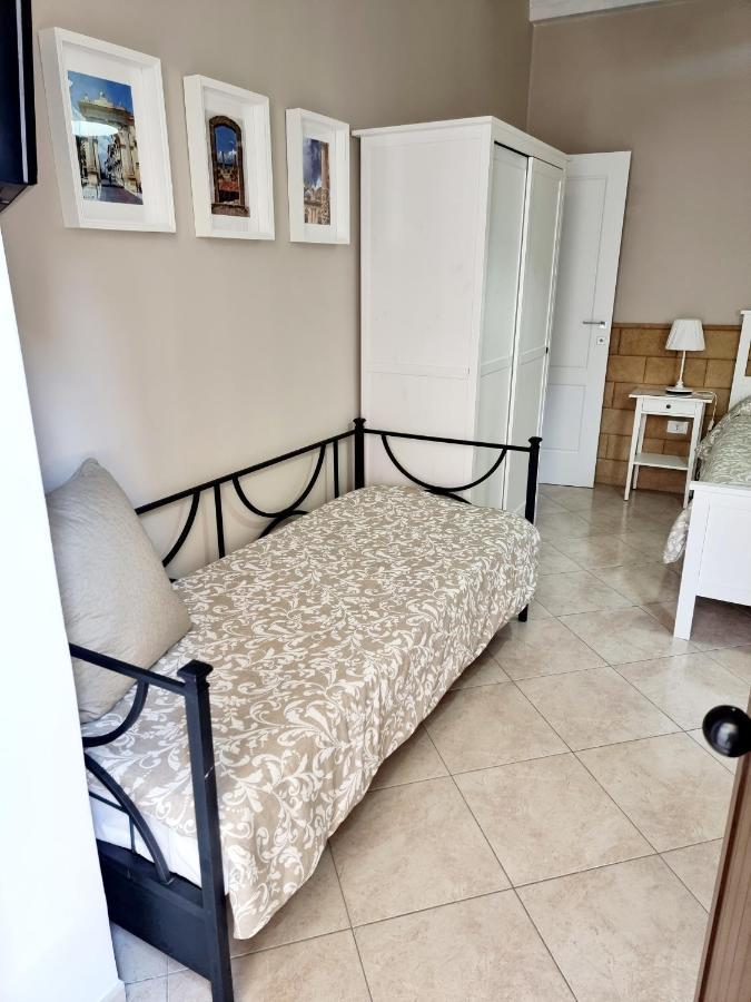 Triple Room Private Bathroom