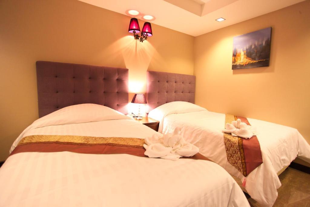 Standard Twin Room