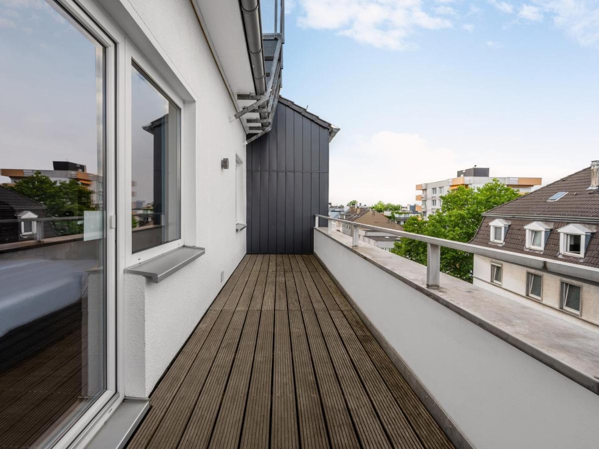 Large Studio Kitchenette Balcony